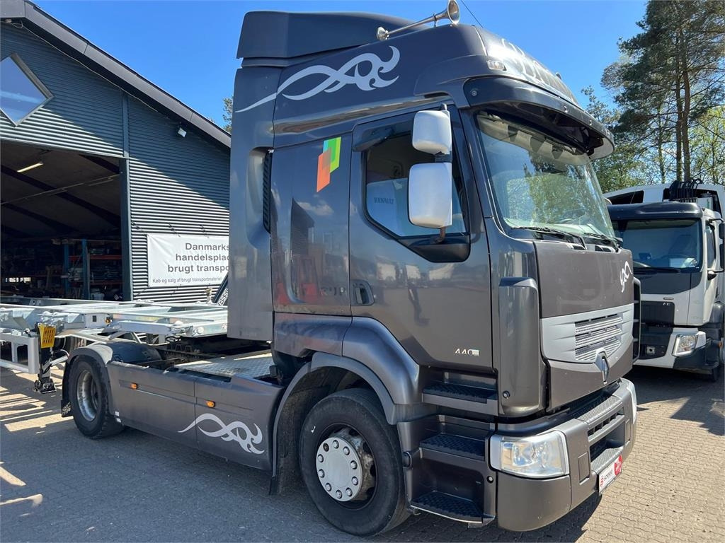 Renault Premium 440 DXI - Тягач: фото 1 Renault Premium 440 DXI - Тягач: фото 1