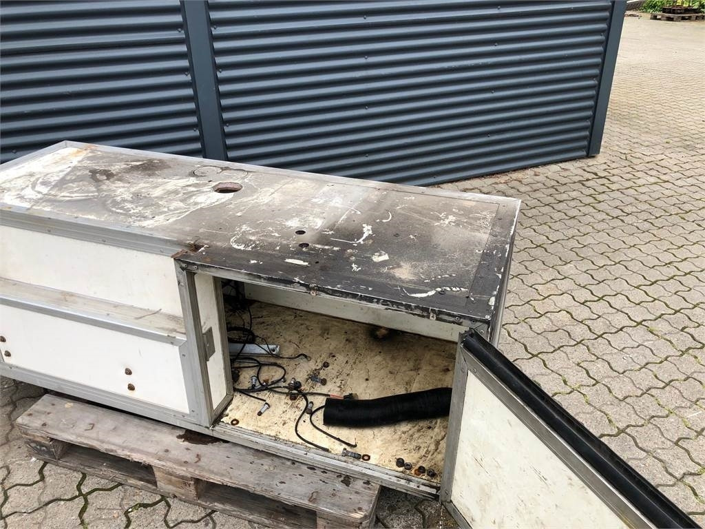 Værktøjskasse L1800 x H610 x D705 mm - Инструмент/ Оборудование: фото 4 Værktøjskasse L1800 x H610 x D705 mm - Инструмент/ Оборудование: фото 4
