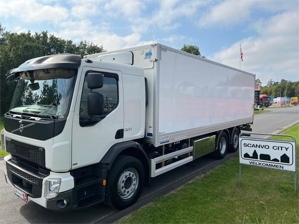 Volvo FE320 6x2*4 - Грузовик с закрытым кузовом: фото 1 Volvo FE320 6x2*4 - Грузовик с закрытым кузовом: фото 1