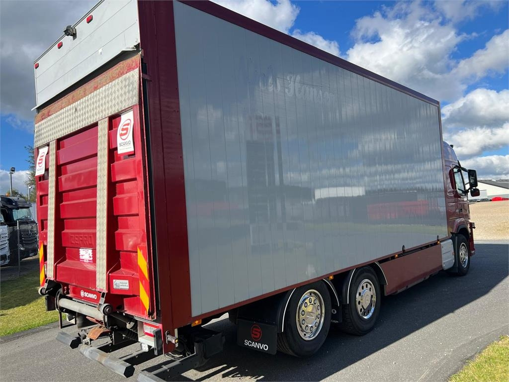 Volvo FM460  - Грузовик с закрытым кузовом: фото 2 Volvo FM460  - Грузовик с закрытым кузовом: фото 2