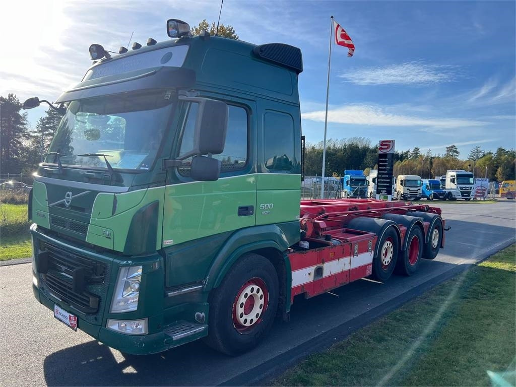 Volvo FM500 8x2*6 rigid pusher-tag tridem - Портальный бункеровоз: фото 1 Volvo FM500 8x2*6 rigid pusher-tag tridem - Портальный бункеровоз: фото 1