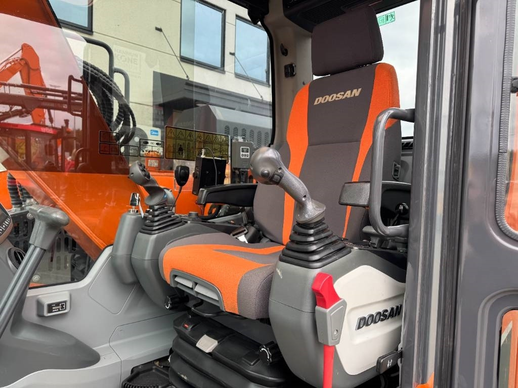 Doosan DX 140 LCR-5 Pyörittäjällä  лизинг Doosan DX 140 LCR-5 Pyörittäjällä: фото 10