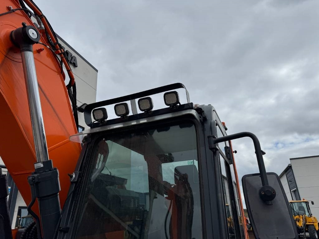 Doosan DX 140 LCR-5 Pyörittäjällä  лизинг Doosan DX 140 LCR-5 Pyörittäjällä: фото 9