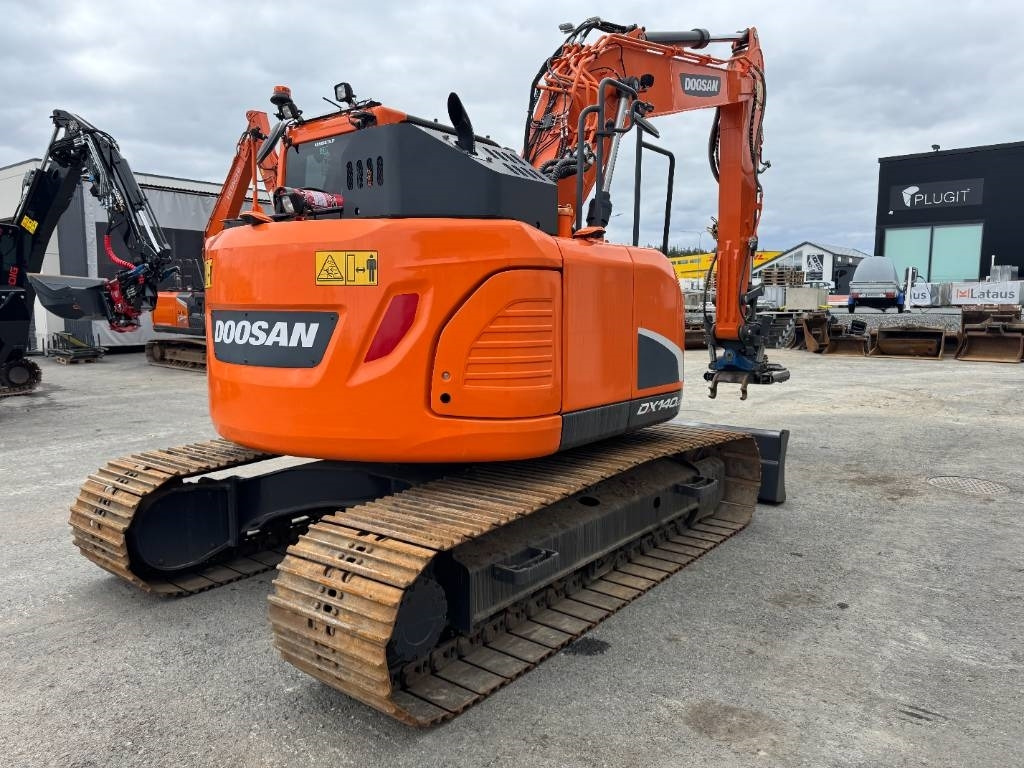 Doosan DX 140 LCR-5 Pyörittäjällä - Гусеничный экскаватор: фото 5 Doosan DX 140 LCR-5 Pyörittäjällä - Гусеничный экскаватор: фото 5