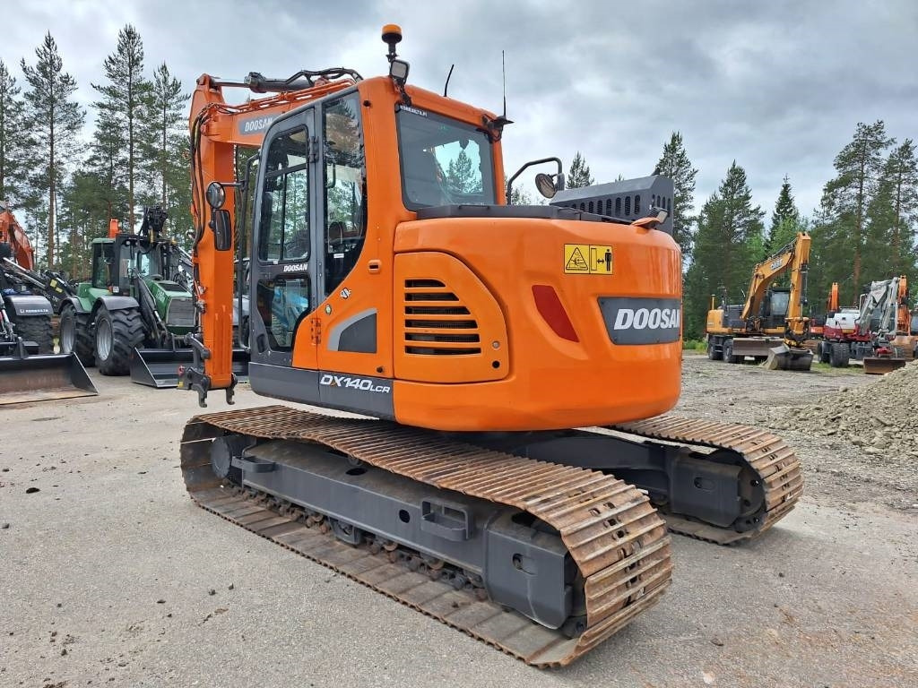 Doosan DX140LCR-5 - Гусеничный экскаватор: фото 2 Doosan DX140LCR-5 - Гусеничный экскаватор: фото 2