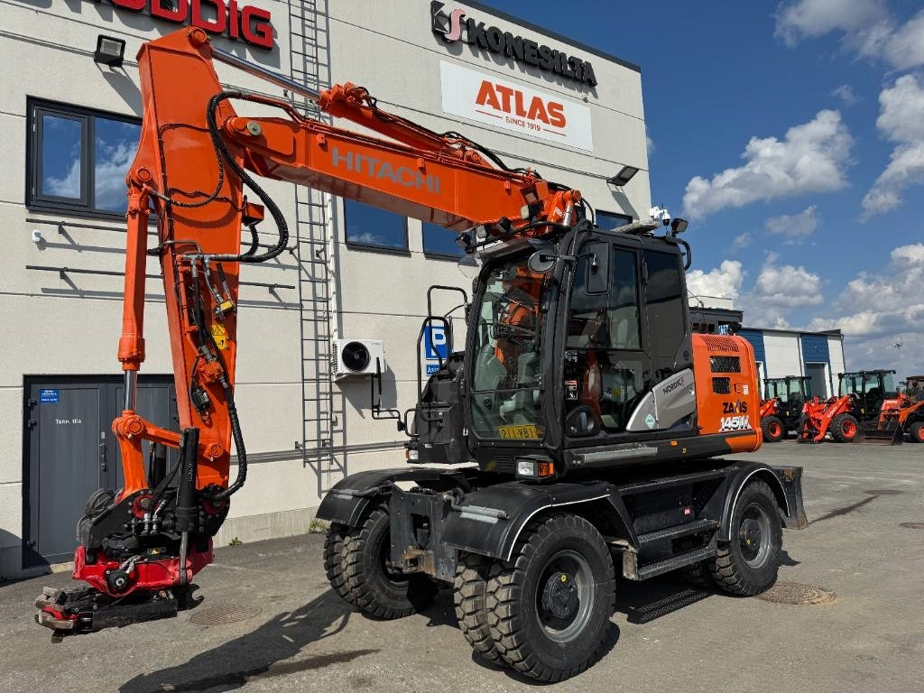 Hitachi MYYTY! SOLD! ZX145W-6 PYÖRITTÄJÄLLÄ - Колёсный экскаватор: фото 2 Hitachi MYYTY! SOLD! ZX145W-6 PYÖRITTÄJÄLLÄ - Колёсный экскаватор: фото 2
