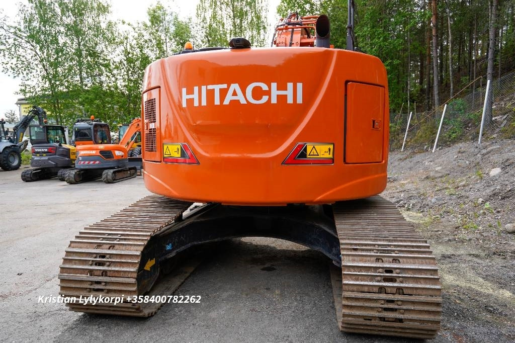 Hitachi ZX225USLC-7 STAGE V - Гусеничный экскаватор: фото 4 Hitachi ZX225USLC-7 STAGE V - Гусеничный экскаватор: фото 4