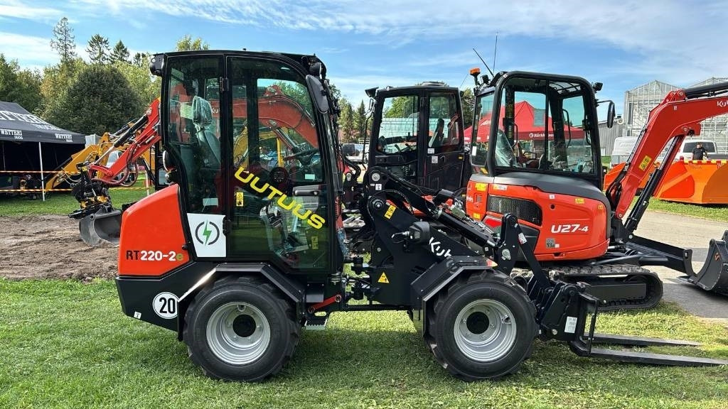 Kubota RT 220-2e sähköinen pienkuormaaja, uusi  - Компактный фронтальный погрузчик: фото 2 Kubota RT 220-2e sähköinen pienkuormaaja, uusi  - Компактный фронтальный погрузчик: фото 2