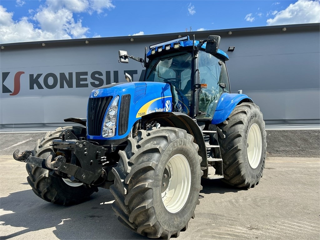 New Holland TG285  - Трактор: фото 2 New Holland TG285  - Трактор: фото 2
