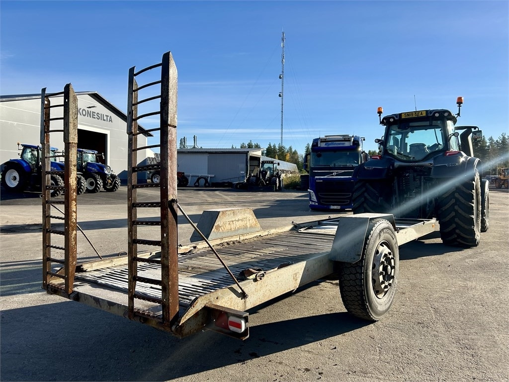 Omavalmiste 1 akselinen lavetti 6m  - Низкорамный прицеп: фото 3 Omavalmiste 1 akselinen lavetti 6m  - Низкорамный прицеп: фото 3