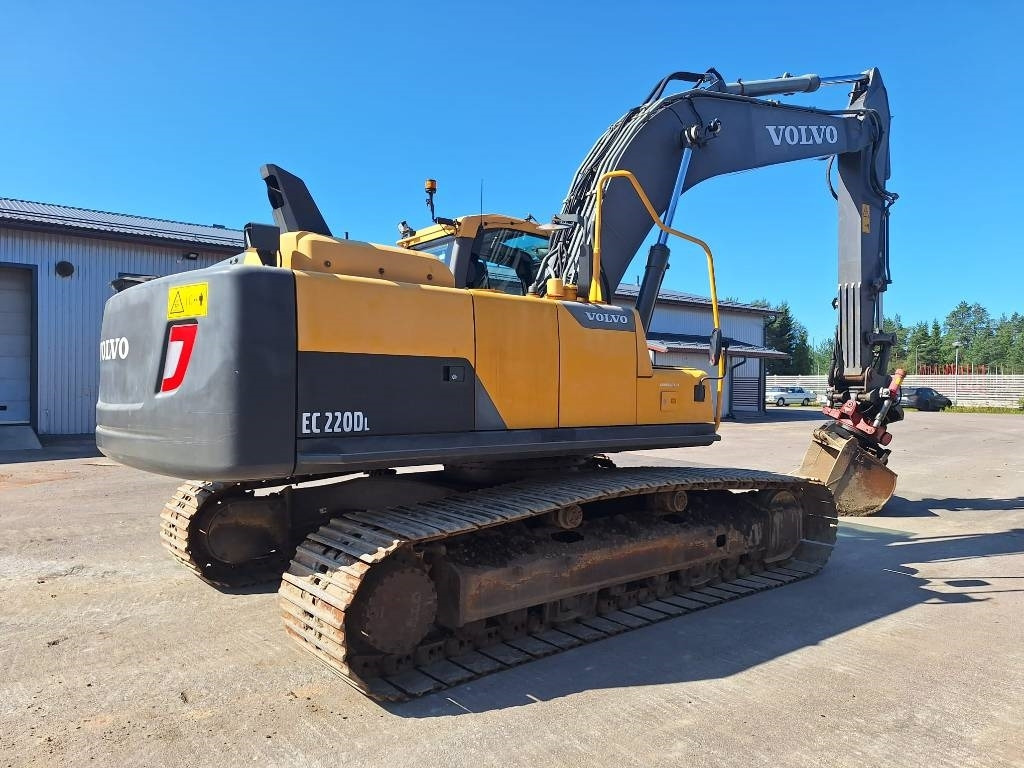 Volvo EC220DL PYÖRITTÄJÄLLÄ - Гусеничный экскаватор: фото 4 Volvo EC220DL PYÖRITTÄJÄLLÄ - Гусеничный экскаватор: фото 4