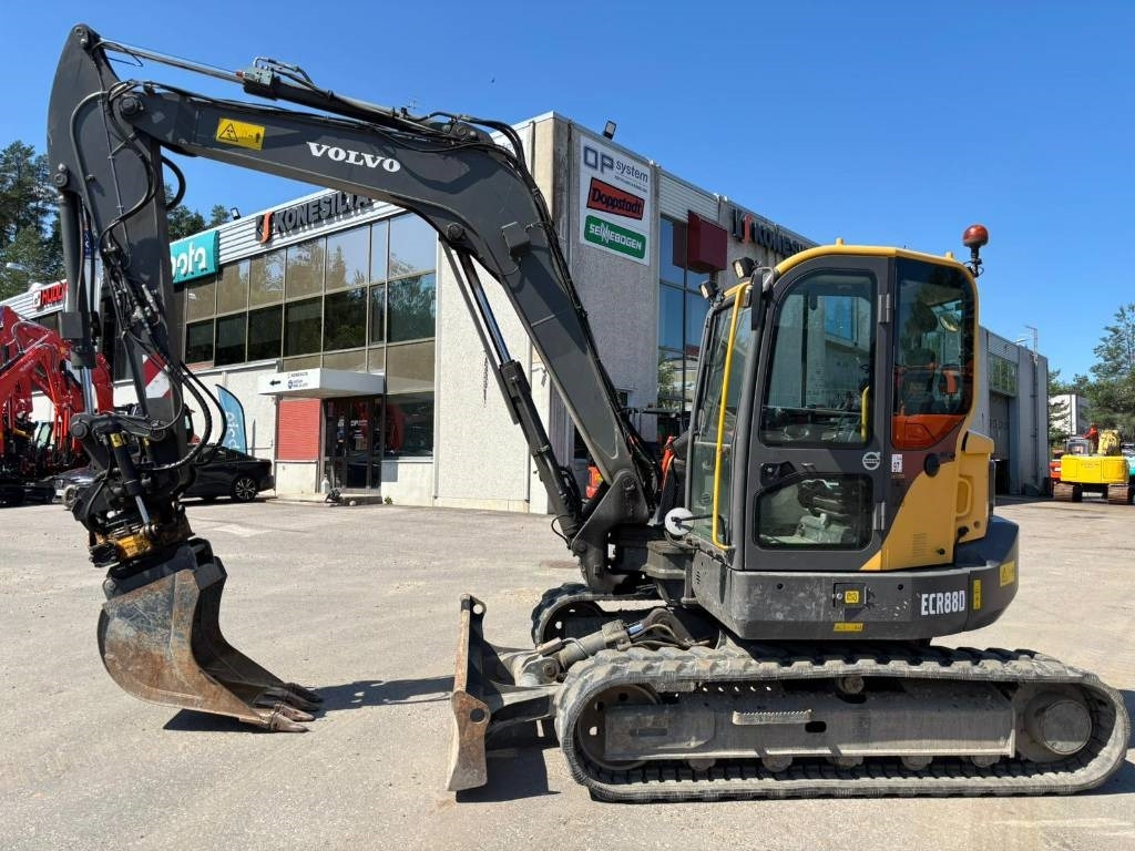 Volvo ECR88D - Мини-экскаватор: фото 1 Volvo ECR88D - Мини-экскаватор: фото 1