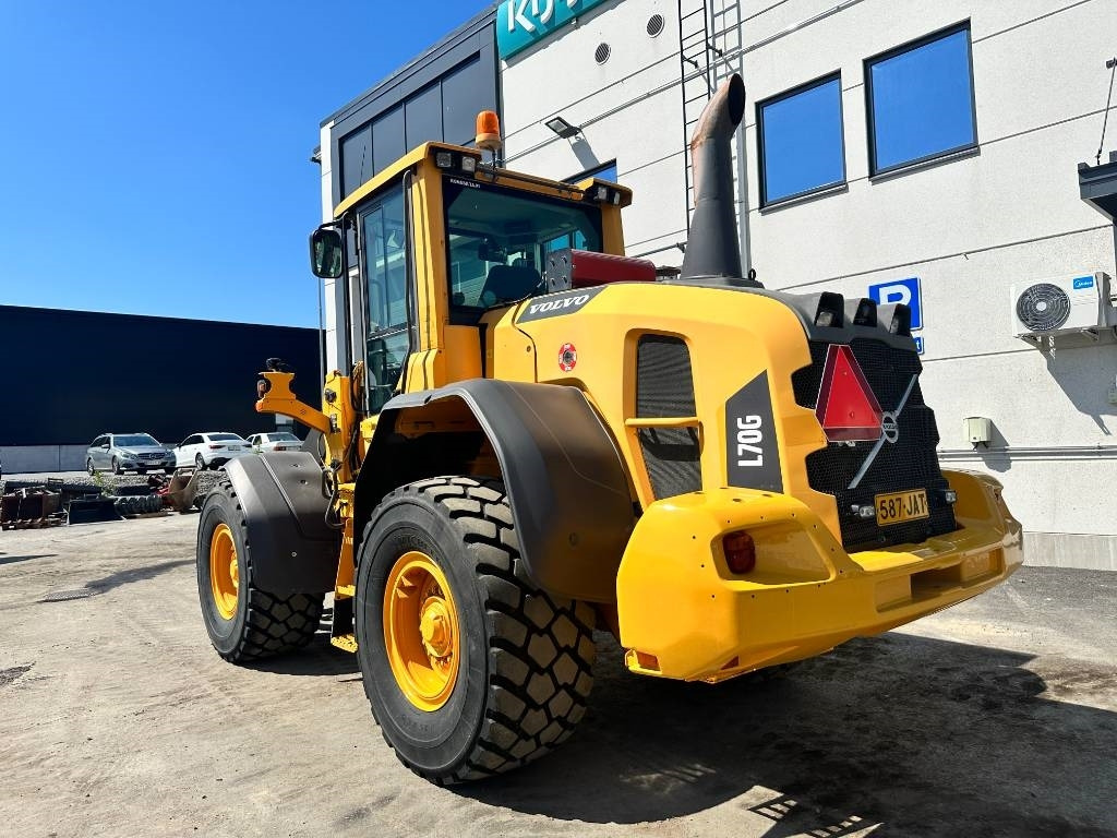 Volvo L70G vipuohjaus, 3' ja 4' hydr - Колёсный погрузчик: фото 2 Volvo L70G vipuohjaus, 3' ja 4' hydr - Колёсный погрузчик: фото 2