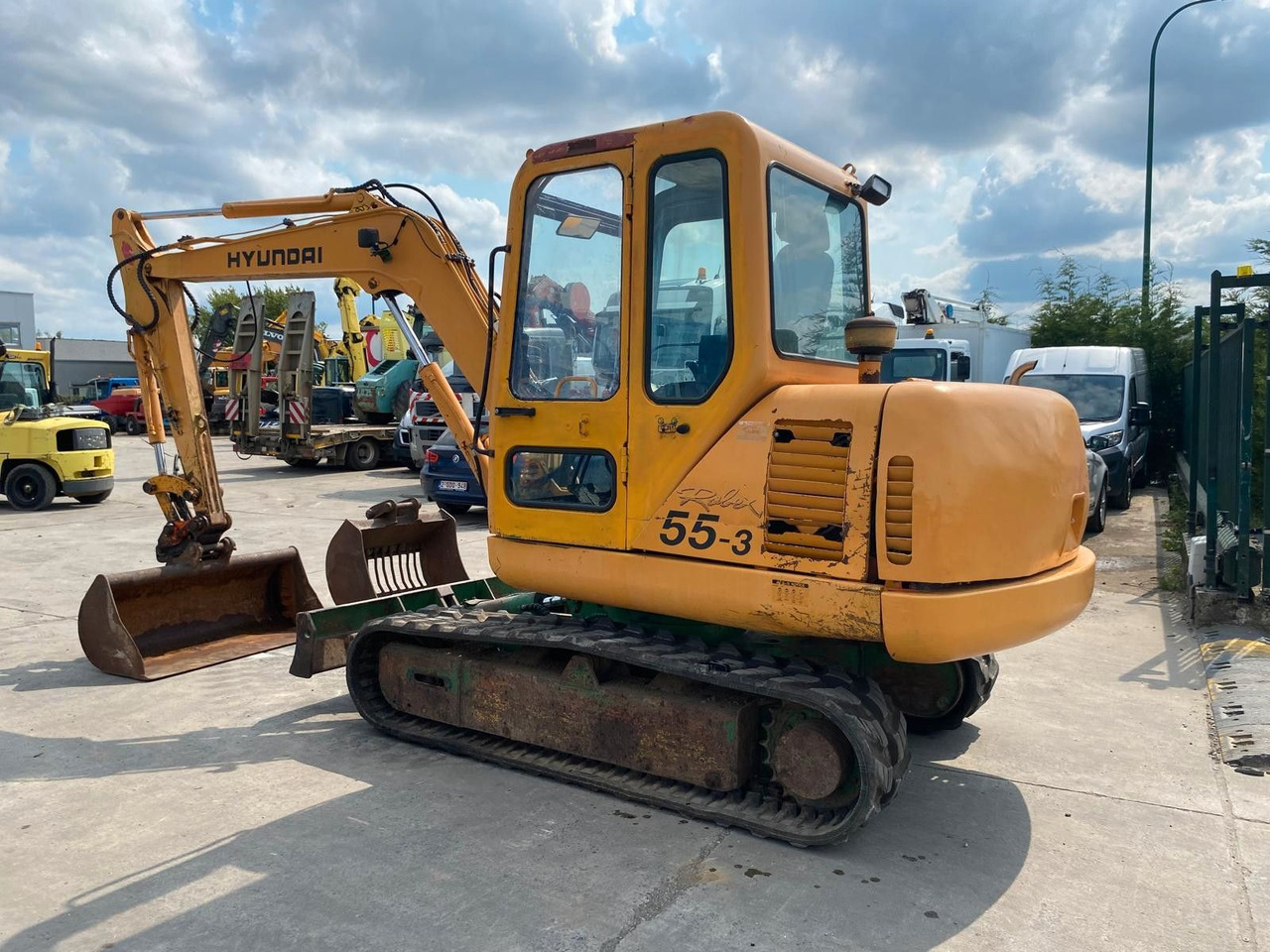 Hyundai Robex 55-3. 2 Löffel. - Мини-экскаватор: фото 2 Hyundai Robex 55-3. 2 Löffel. - Мини-экскаватор: фото 2