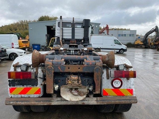 MAN 33-350. 6X6. Motorschaden. - Крюковой мультилифт: фото 4 MAN 33-350. 6X6. Motorschaden. - Крюковой мультилифт: фото 4