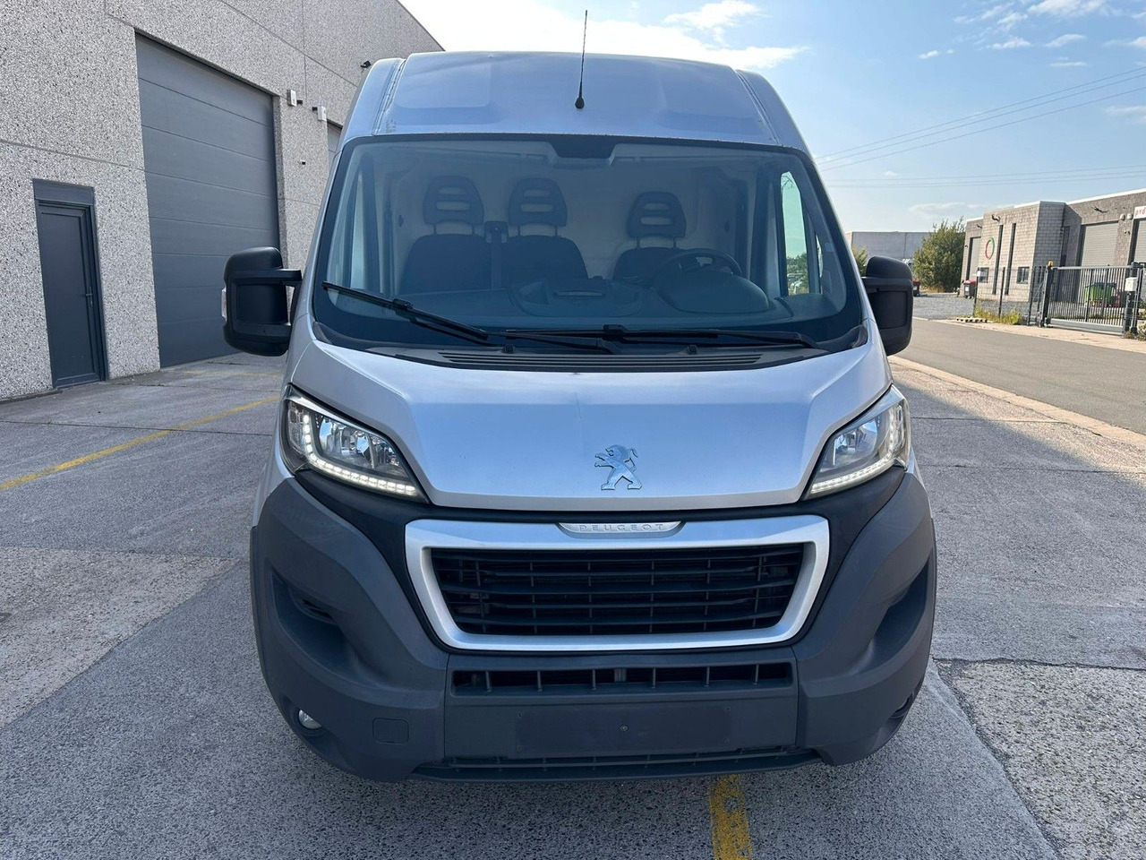Peugeot Boxer. Klima. Navi. Tempomat. - Цельнометаллический фургон: фото 2 Peugeot Boxer. Klima. Navi. Tempomat. - Цельнометаллический фургон: фото 2
