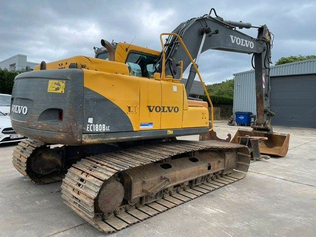 Volvo EC180B. 2 Löffel + 1 Ripperzahne. Klima. - Гусеничный экскаватор: фото 2 Volvo EC180B. 2 Löffel + 1 Ripperzahne. Klima. - Гусеничный экскаватор: фото 2