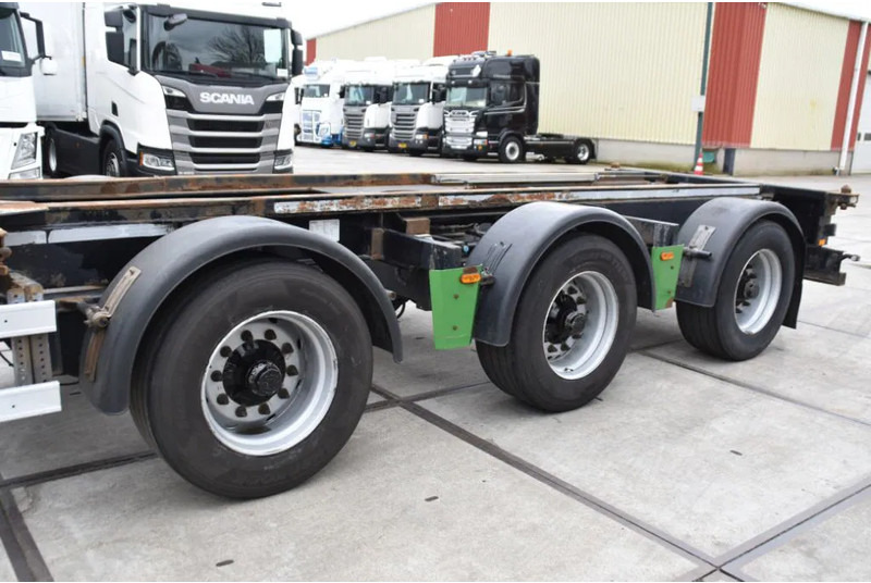 Renders ROC 16.27 CC - X STEERING - BPW AXLES - DISC BRAKES - - Полуприцеп-контейнеровоз/ Сменный кузов: фото 5 Renders ROC 16.27 CC - X STEERING - BPW AXLES - DISC BRAKES - - Полуприцеп-контейнеровоз/ Сменный кузов: фото 5
