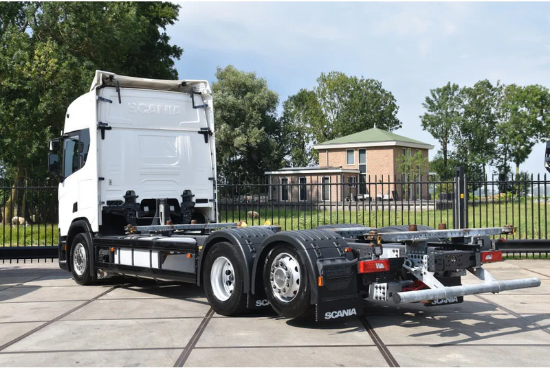 Scania R450 NGS 6x2*4NB - BDF - RETARDER - 703 TKM - FULL AIR - WHEELBASE: 495 CM - NAVI - TOP CONDITION - - Грузовик-контейнеровоз/ Сменный кузов: фото 3 Scania R450 NGS 6x2*4NB - BDF - RETARDER - 703 TKM - FULL AIR - WHEELBASE: 495 CM - NAVI - TOP CONDITION - - Грузовик-контейнеровоз/ Сменный кузов: фото 3