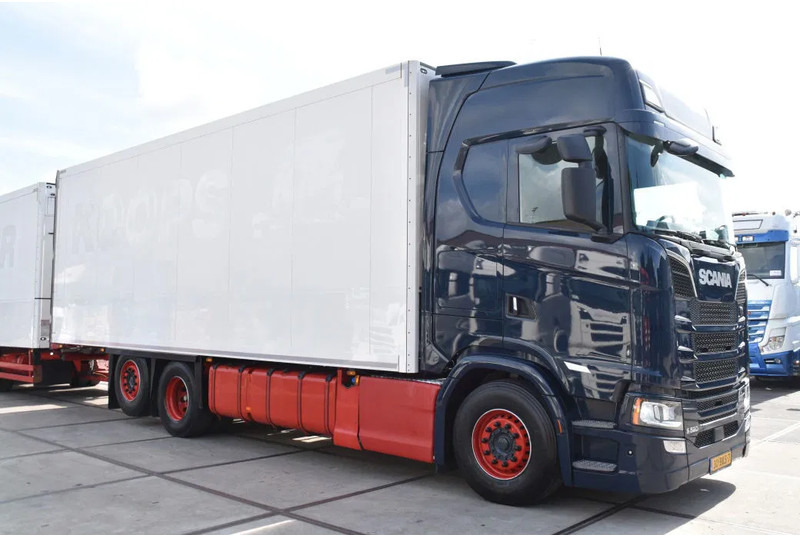 Scania S520 V8 NGS 6x2*4NB - THERMO KING - RETARDER - FULL AIR - WHEELBASE: 515 CM - LED LIGHTS - TOP CONDITION - - Рефрижератор: фото 2 Scania S520 V8 NGS 6x2*4NB - THERMO KING - RETARDER - FULL AIR - WHEELBASE: 515 CM - LED LIGHTS - TOP CONDITION - - Рефрижератор: фото 2