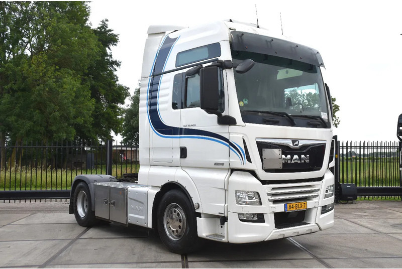 MAN TGX 18.420 - EURO 6 - ADR FL - PARK. AIRCO - NAVI - PTO - XENON LIGHTS - TOP CONDITION - - Тягач: фото 1 MAN TGX 18.420 - EURO 6 - ADR FL - PARK. AIRCO - NAVI - PTO - XENON LIGHTS - TOP CONDITION - - Тягач: фото 1