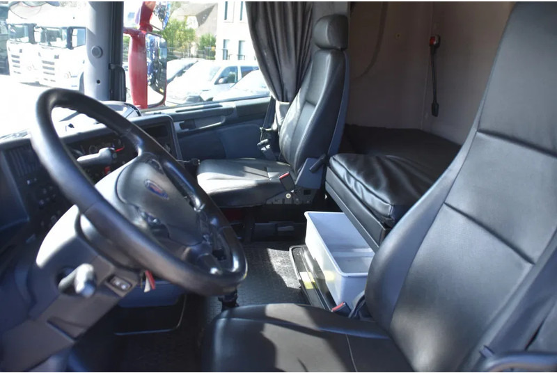 Scania R420 HL 6x2/4 - ADR FL - MANUAL - EURO 5 - 698 TKM - HYDRAULIC SYSTEM - LEATHER SEATS - XENON - - Тягач: фото 5 Scania R420 HL 6x2/4 - ADR FL - MANUAL - EURO 5 - 698 TKM - HYDRAULIC SYSTEM - LEATHER SEATS - XENON - - Тягач: фото 5
