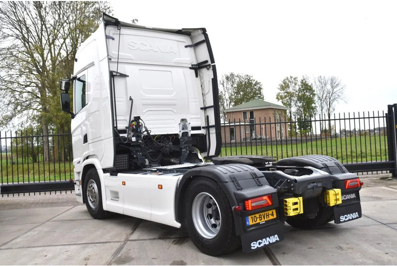 Scania S460 NGS 4x2NB - ONLY 104 TKM - FULL AIR - PARK. AIRCO - LEATHER SEATS - 2 x FUEL TANKS - LED LIGHTS - EXCELLENT CONDITION - - Тягач: фото 3 Scania S460 NGS 4x2NB - ONLY 104 TKM - FULL AIR - PARK. AIRCO - LEATHER SEATS - 2 x FUEL TANKS - LED LIGHTS - EXCELLENT CONDITION - - Тягач: фото 3