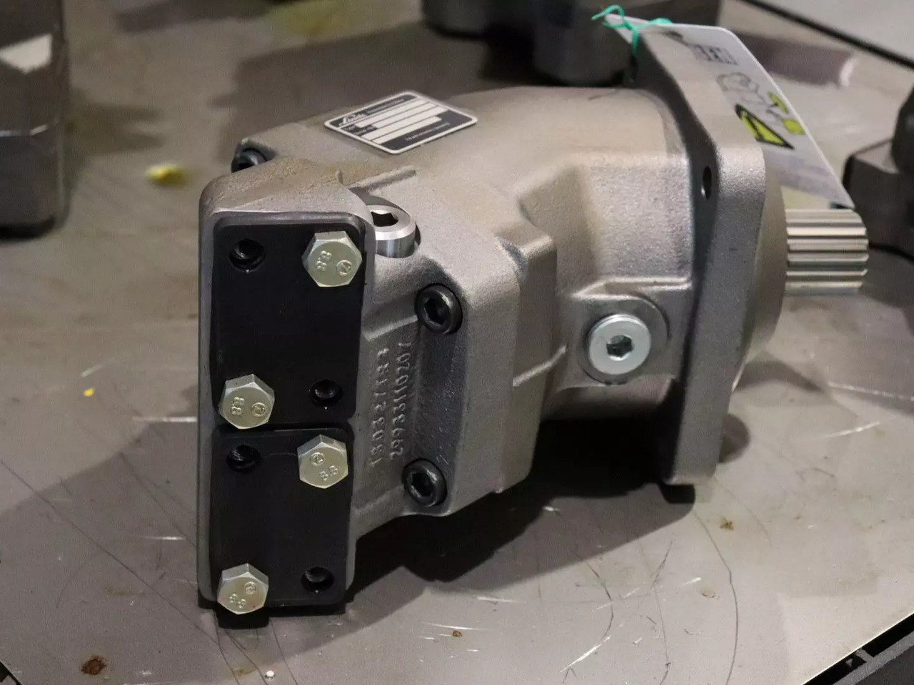 LINDE CMF80 2910 - Гидравлический мотор для Строительной техники: фото 2 LINDE CMF80 2910 - Гидравлический мотор для Строительной техники: фото 2