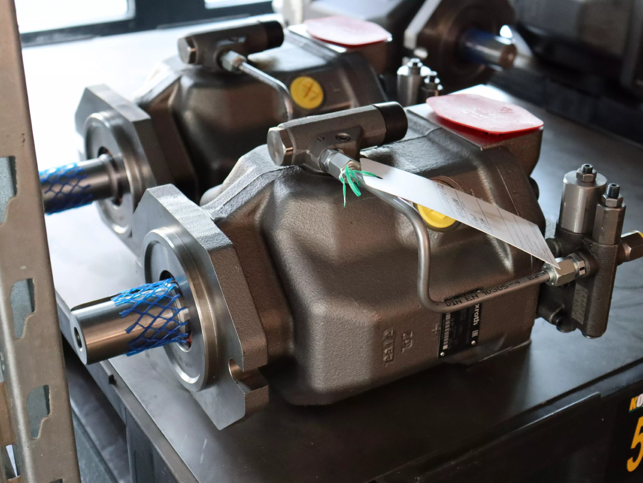 REXROTH A10VSO100DFLR/31R-VPA12N00 - Гидравлический насос для Строительной техники: фото 1 REXROTH A10VSO100DFLR/31R-VPA12N00 - Гидравлический насос для Строительной техники: фото 1