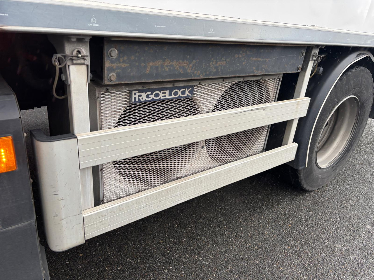 SCANIA P 280 DB4x2MSA - Рефрижератор: фото 2 SCANIA P 280 DB4x2MSA - Рефрижератор: фото 2