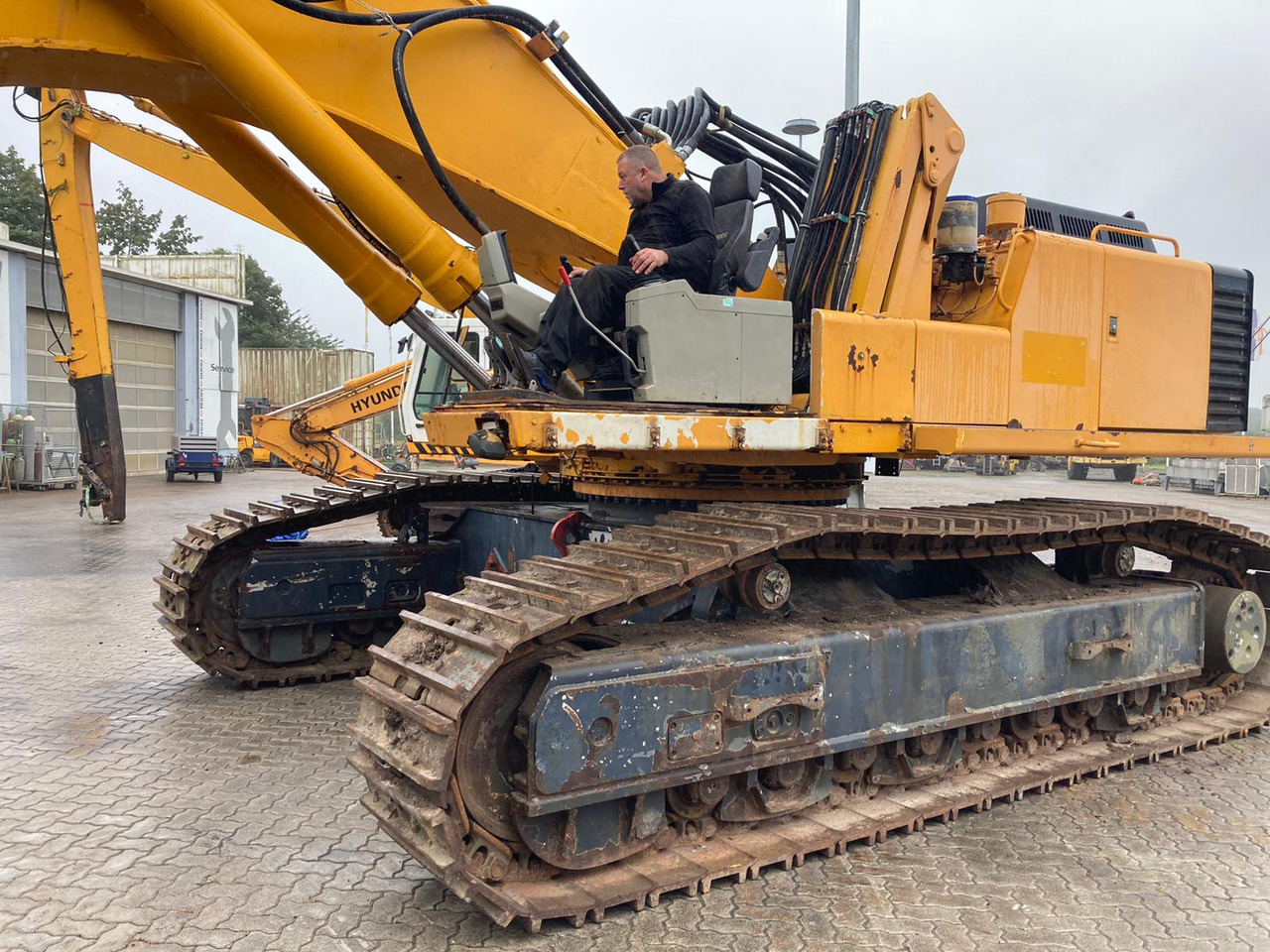 LIEBHERR R964BEW - Экскаватор для демонтажных работ: фото 2 LIEBHERR R964BEW - Экскаватор для демонтажных работ: фото 2