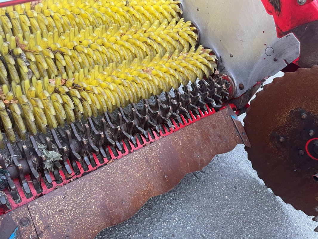 Grimme CS 150 - Картофелеуборочный комбайн: фото 4 Grimme CS 150 - Картофелеуборочный комбайн: фото 4