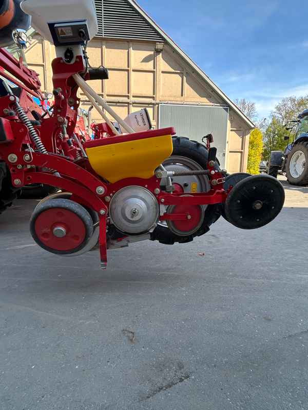 Grimme MATRIX 1200 - Сеялка: фото 3 Grimme MATRIX 1200 - Сеялка: фото 3