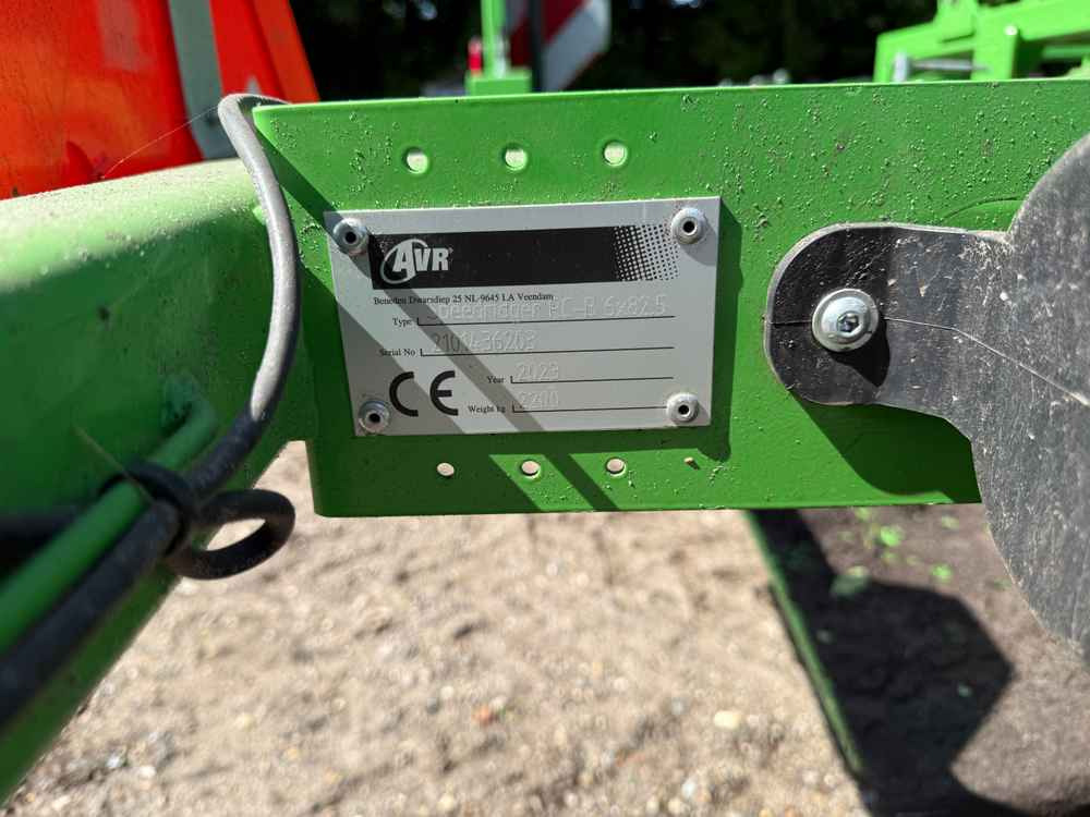 AVR Speedridger RC-B - Комбайн: фото 3 AVR Speedridger RC-B - Комбайн: фото 3