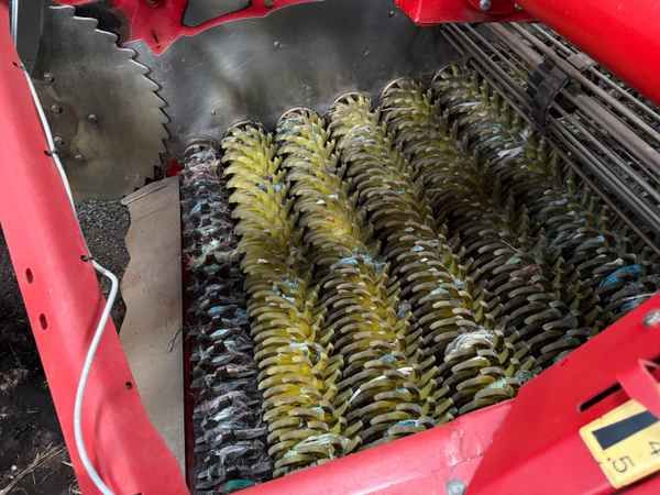 Grimme CS 170 RotaPower - Картофелеуборочный комбайн: фото 3 Grimme CS 170 RotaPower - Картофелеуборочный комбайн: фото 3