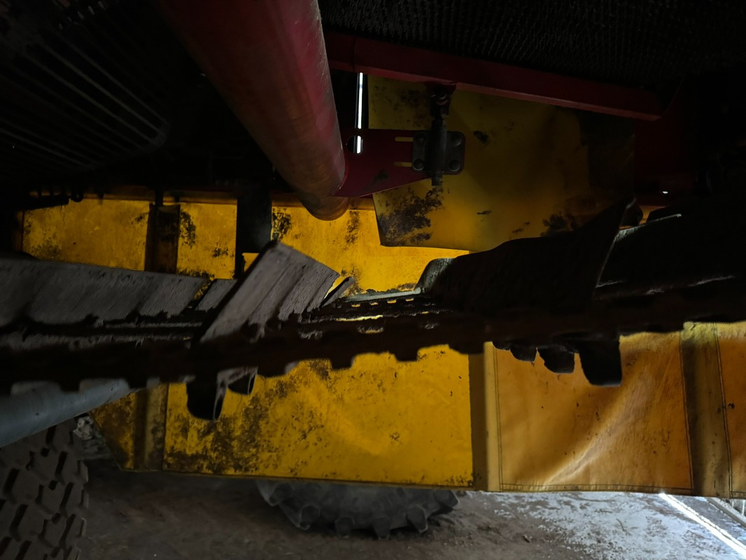 Grimme SE-150-60-UB XXL - Картофелеуборочный комбайн: фото 5 Grimme SE-150-60-UB XXL - Картофелеуборочный комбайн: фото 5