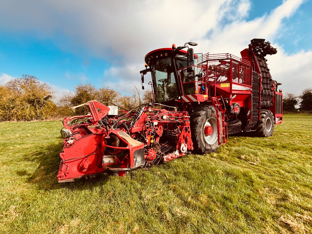 Holmer T4-30 - Техника для обработки почвы: фото 1 Holmer T4-30 - Техника для обработки почвы: фото 1