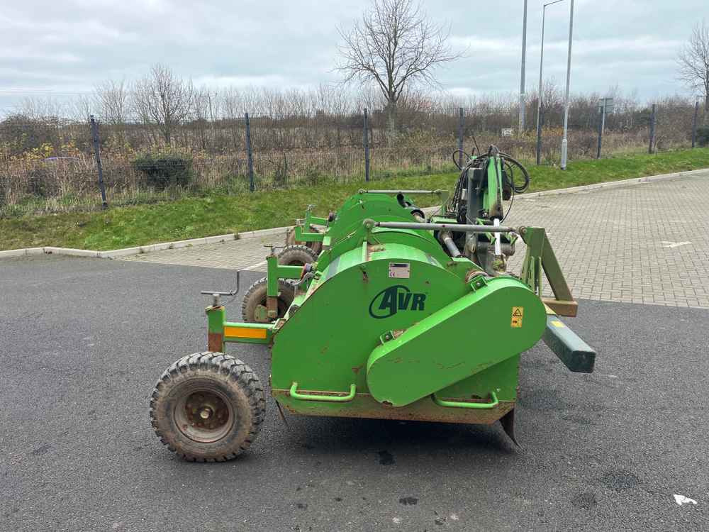 AVR RAFALE - Комбайн: фото 5 AVR RAFALE - Комбайн: фото 5