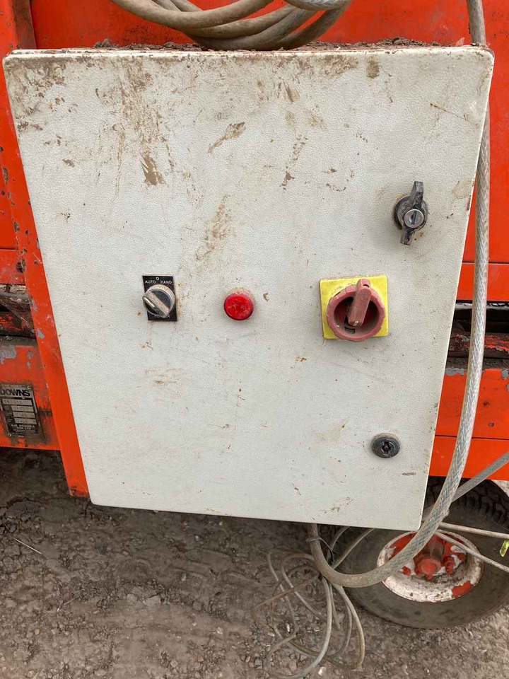 Downs Super Charger/ Expansion Hopper - Оборудование для хранения: фото 3 Downs Super Charger/ Expansion Hopper - Оборудование для хранения: фото 3