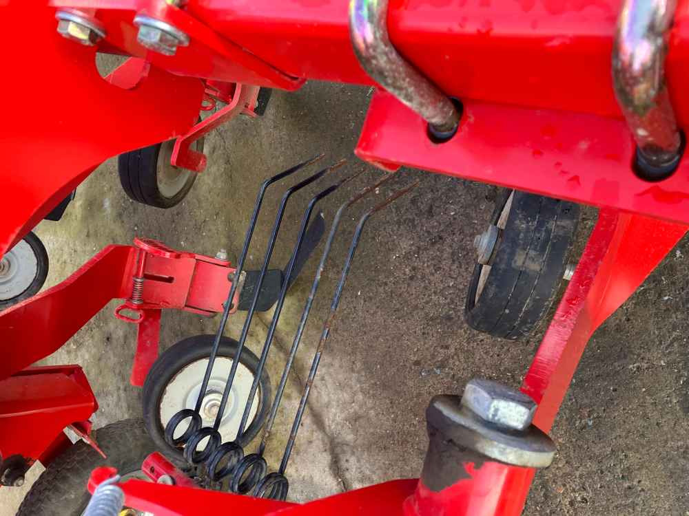 Grimme Grimme GH2, Weeder, Row Re-Former - Комбайн: фото 3 Grimme Grimme GH2, Weeder, Row Re-Former - Комбайн: фото 3