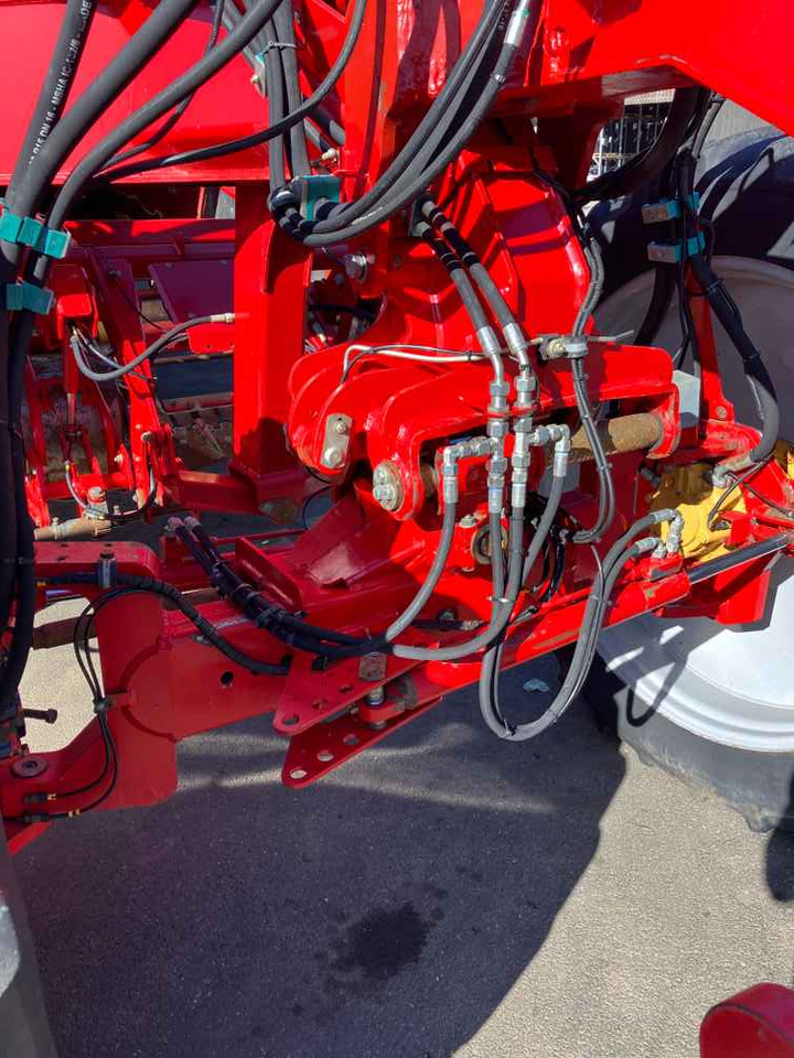 Grimme Varitron 220, 2 Row, Self-Propelled Potato Harvester - Комбайн: фото 5 Grimme Varitron 220, 2 Row, Self-Propelled Potato Harvester - Комбайн: фото 5