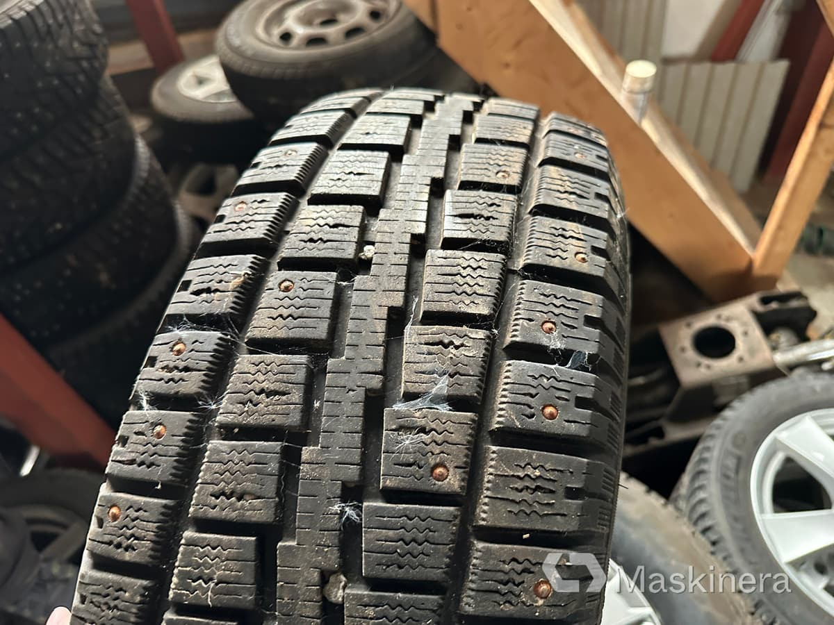 4 st dubbdäck på fälg Cooper Discoverer - Колесо для Лёгких коммерческих автомобилей: фото 4 4 st dubbdäck på fälg Cooper Discoverer - Колесо для Лёгких коммерческих автомобилей: фото 4