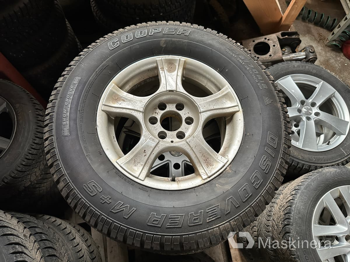 4 st dubbdäck på fälg Cooper Discoverer - Колесо для Лёгких коммерческих автомобилей: фото 1 4 st dubbdäck på fälg Cooper Discoverer - Колесо для Лёгких коммерческих автомобилей: фото 1