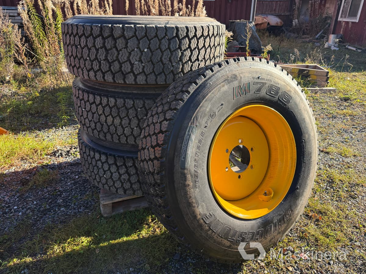 Bridgestone M788 Entreprenaddäck på fälg 385/65R22.5 - Колесо для Строительной техники: фото 1 Bridgestone M788 Entreprenaddäck på fälg 385/65R22.5 - Колесо для Строительной техники: фото 1