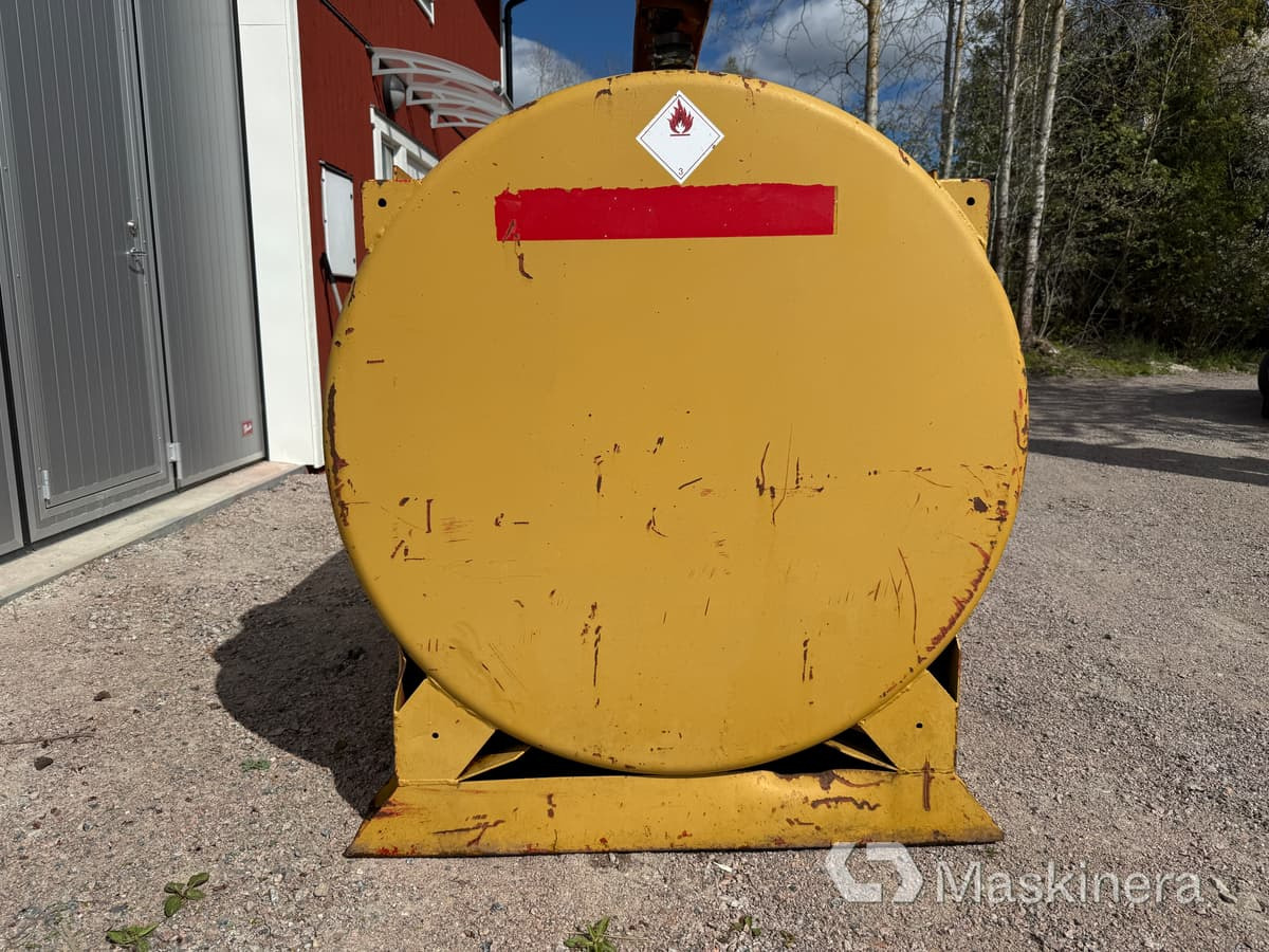 Dieseltank 2000 liter - Резервуар для хранения: фото 4 Dieseltank 2000 liter - Резервуар для хранения: фото 4