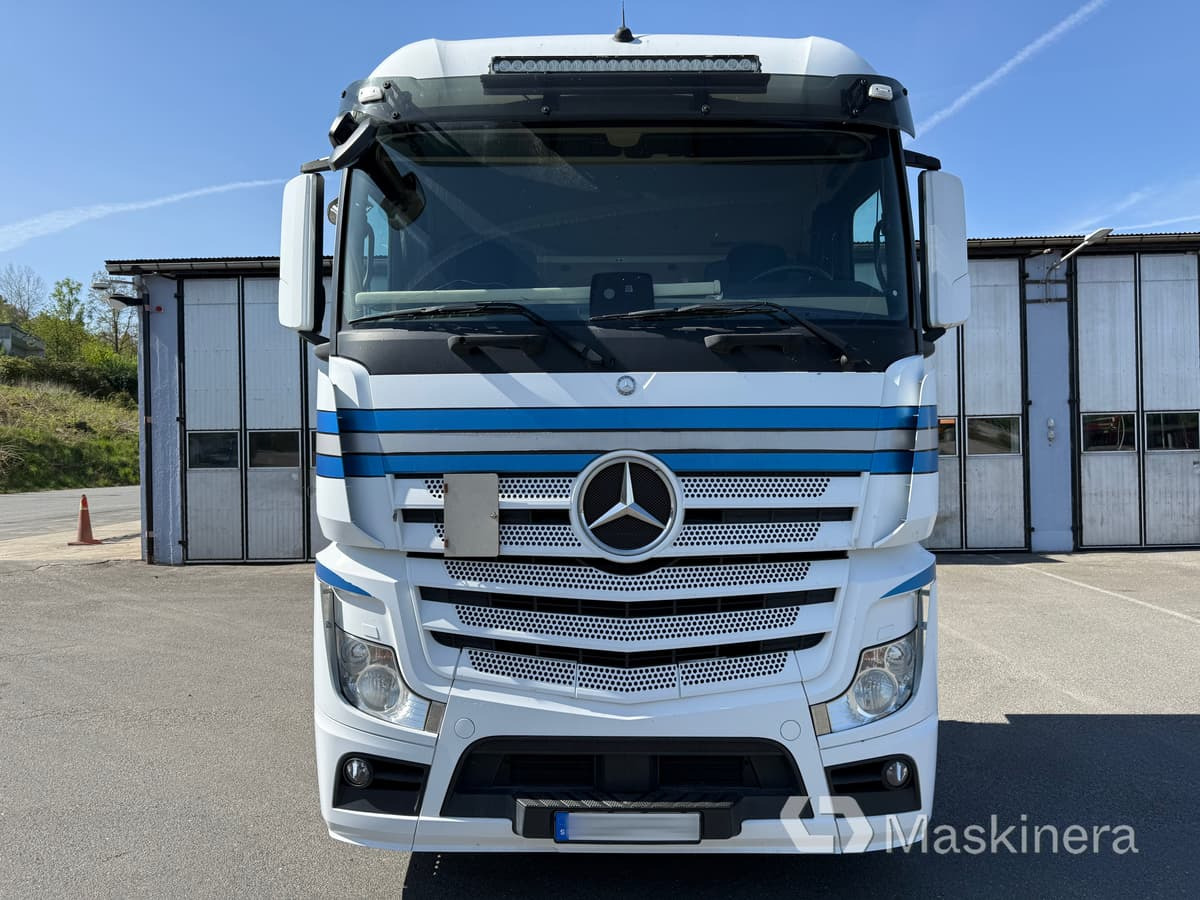 Dragbil Mercedes-Benz Actros 2545 - Другая техника: фото 2 Dragbil Mercedes-Benz Actros 2545 - Другая техника: фото 2