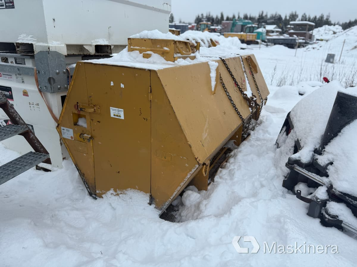 Färmartanken 31 A/Y Bränsletank Färmartanken 3000 liter - Резервуар для хранения: фото 1 Färmartanken 31 A/Y Bränsletank Färmartanken 3000 liter - Резервуар для хранения: фото 1