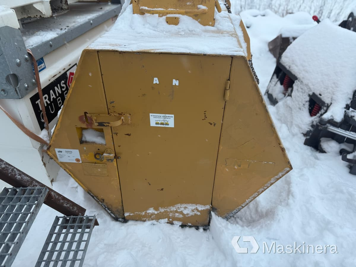 Färmartanken 31 A/Y Bränsletank Färmartanken 3000 liter - Резервуар для хранения: фото 3 Färmartanken 31 A/Y Bränsletank Färmartanken 3000 liter - Резервуар для хранения: фото 3