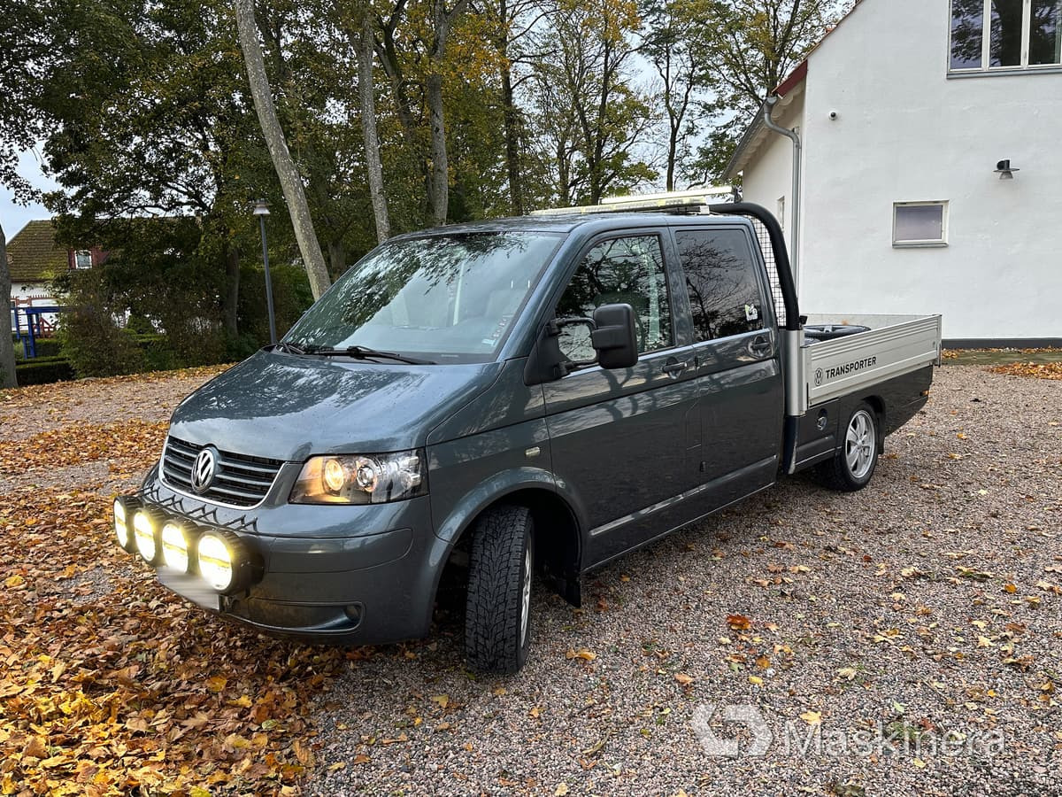 Flakbil Volkswagen Transporter dubbelhytt - Легковой фургон: фото 1 Flakbil Volkswagen Transporter dubbelhytt - Легковой фургон: фото 1
