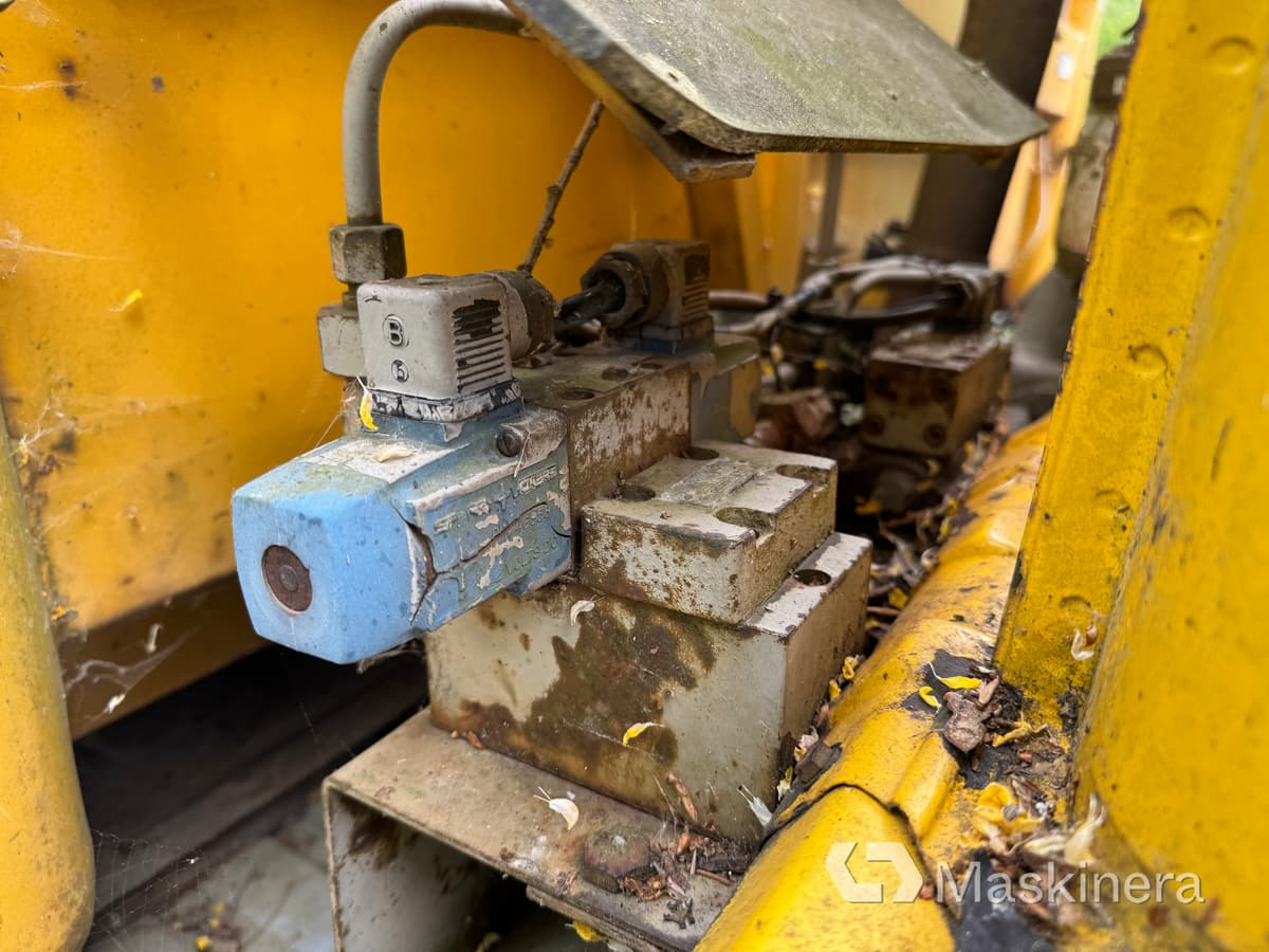 Грузовик бортовой/ Платформа, Автоманипулятор Flakbil Volvo F408 med kran: фото 31